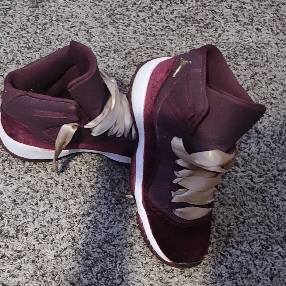Jordan Women's Maroon and Gold High-Top Sneakers